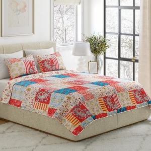image:imageLavish Home 3Piece Floral Coquette Quilt Set  Mallory Classic Patchwork FullQueen Bedding with 2 Pillow Shams  Lightweight Machine Washable Multicolor Bedding SetKing